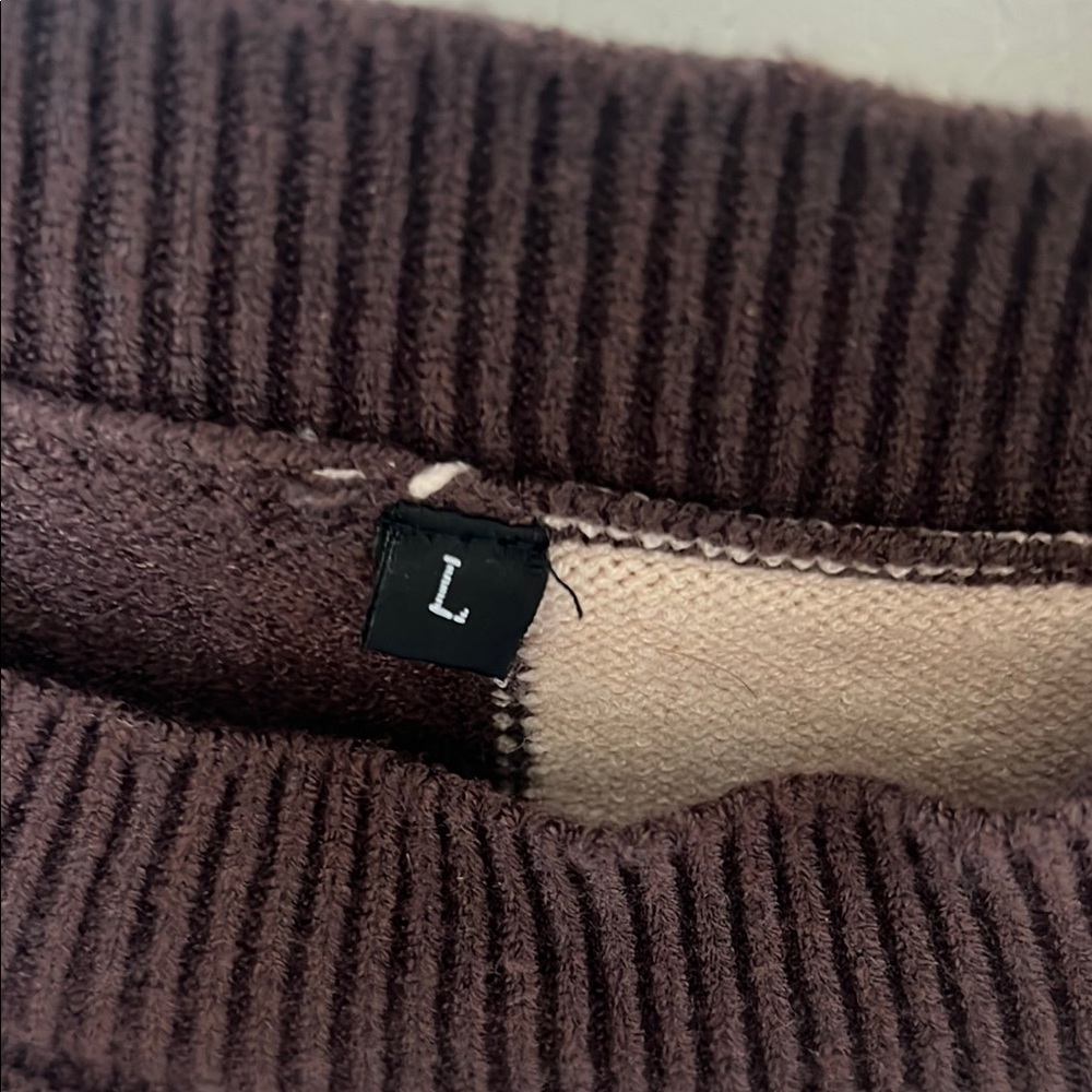 Striped sweater - Picture 4 of 4